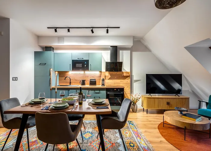 Apartment Stylish Flat With Parking In Budapests Vibrant Area *