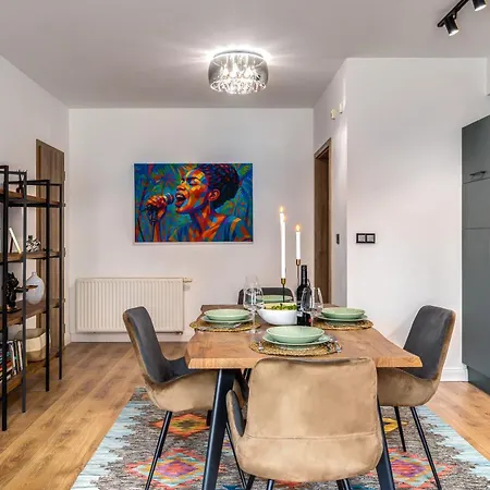 Stylish Flat With Parking In Budapests Vibrant Area