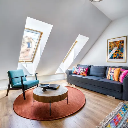 Stylish Flat With Parking In Budapests Vibrant Area Budapešť